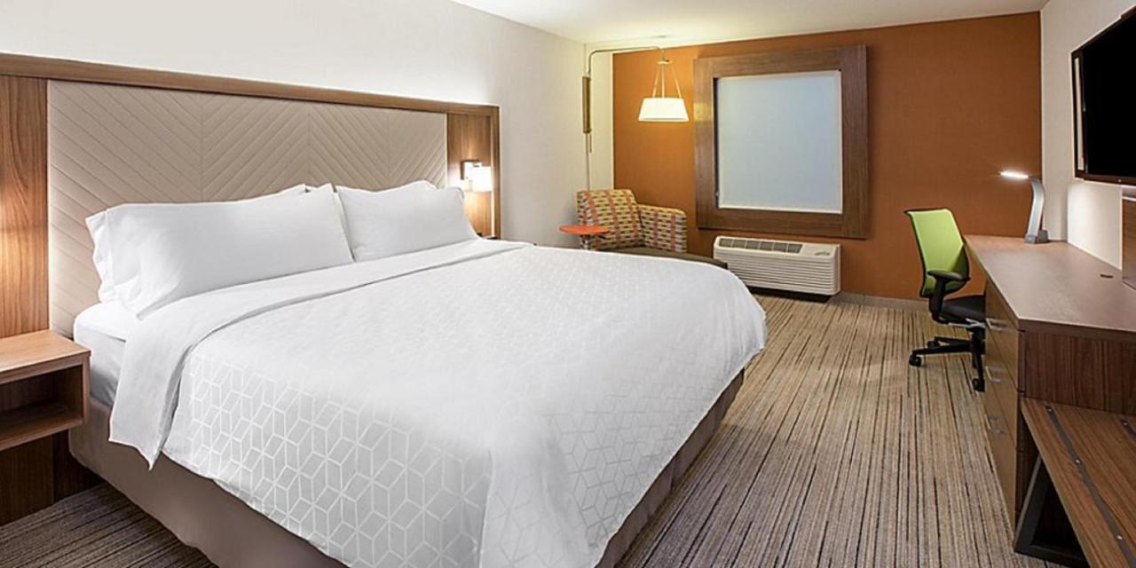 Holiday Inn Express & Suites - Carlisle Southwest I-81 By Ihg Exterior photo